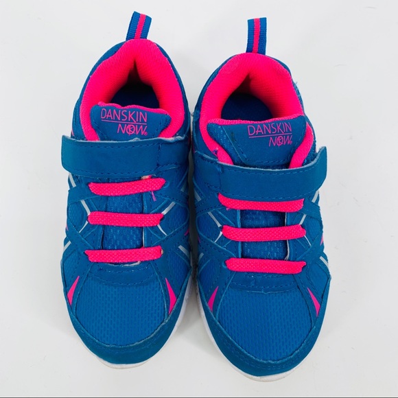 danskin now tennis shoes